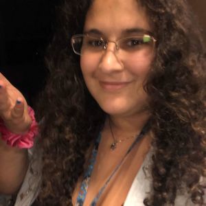 Meet your Posher, Danielle